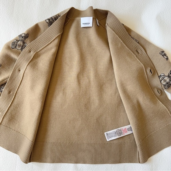BURBERRY
Kids Beige Thomas Bear Cardigan 6Y - Picture 7 of 7